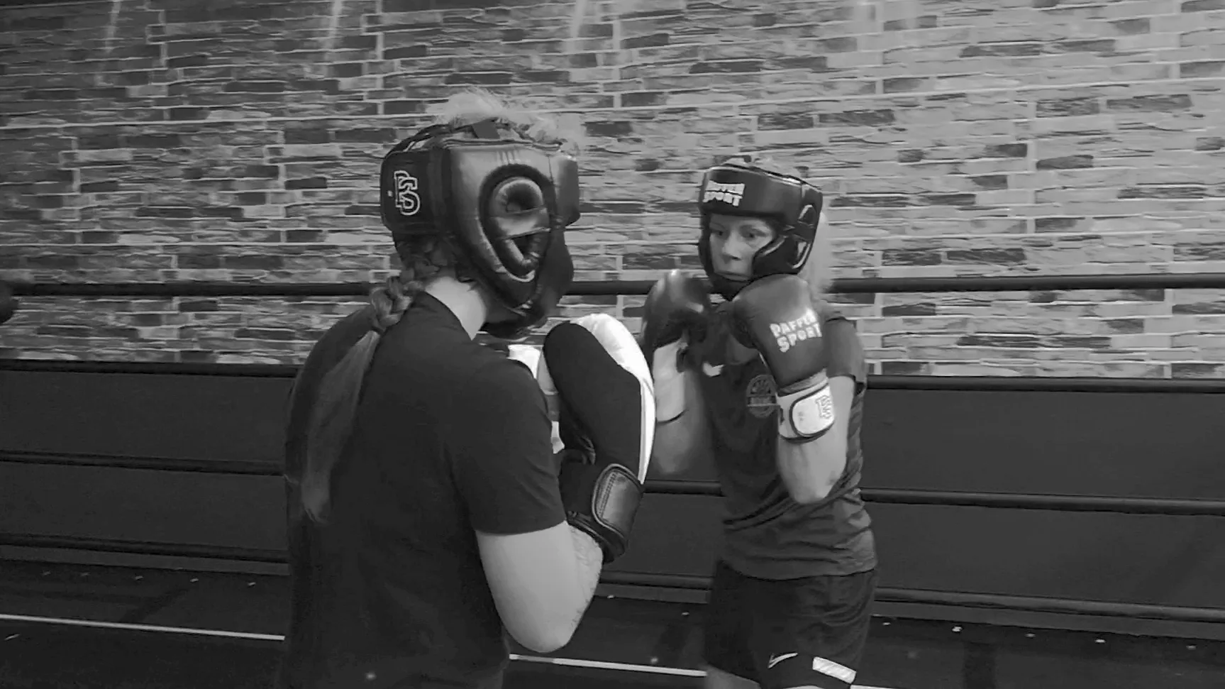 FRAUENBOXEN bei RETRO BOXING e. V. in Wissen